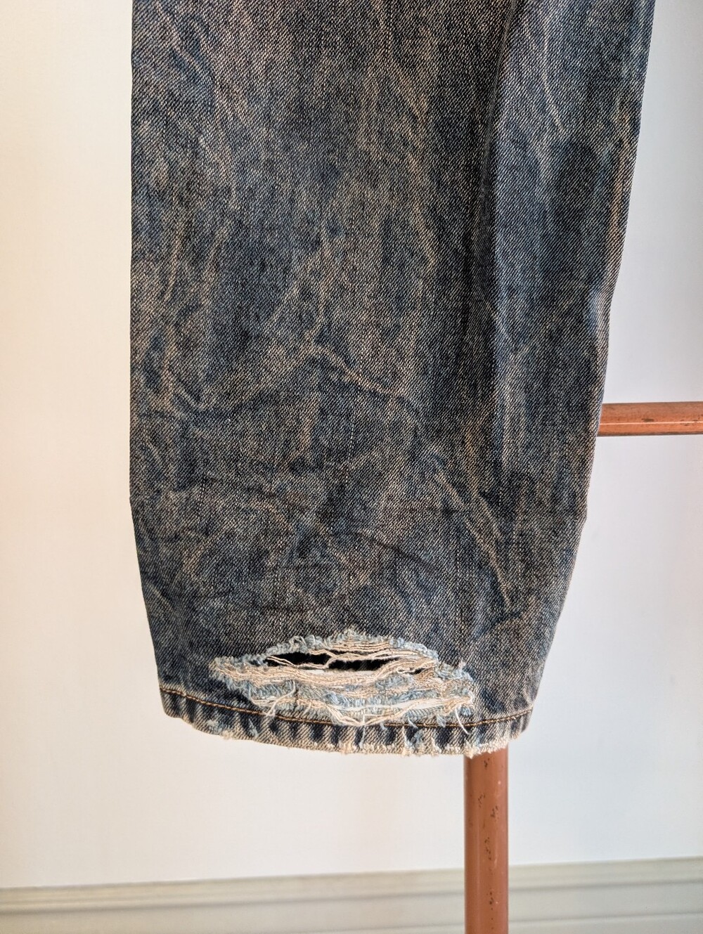'Diesel' Distressed Jeans Larkee-Beex SP (Regular-Tapered) Waist 33 / Length 32 - Picture 13 of 16